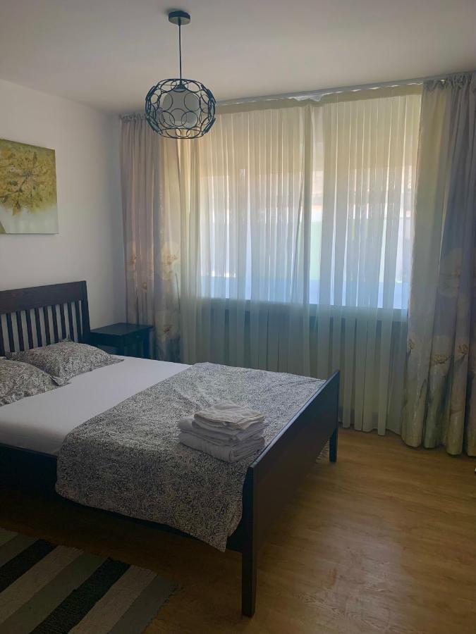 Apartament Carolina Parc アルバ・ユリア エクステリア 写真